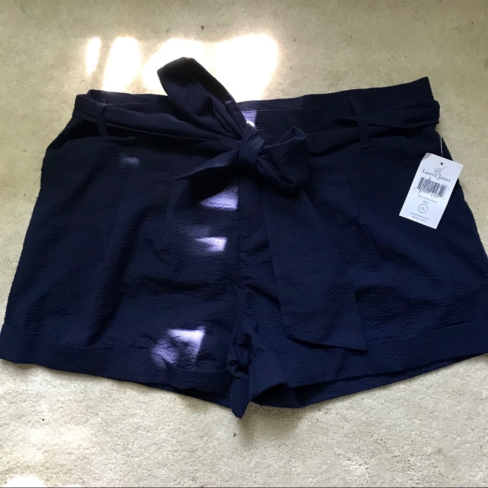 Lauren James Bow Short